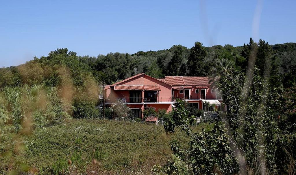 Vassilis Studio's * Perivólion