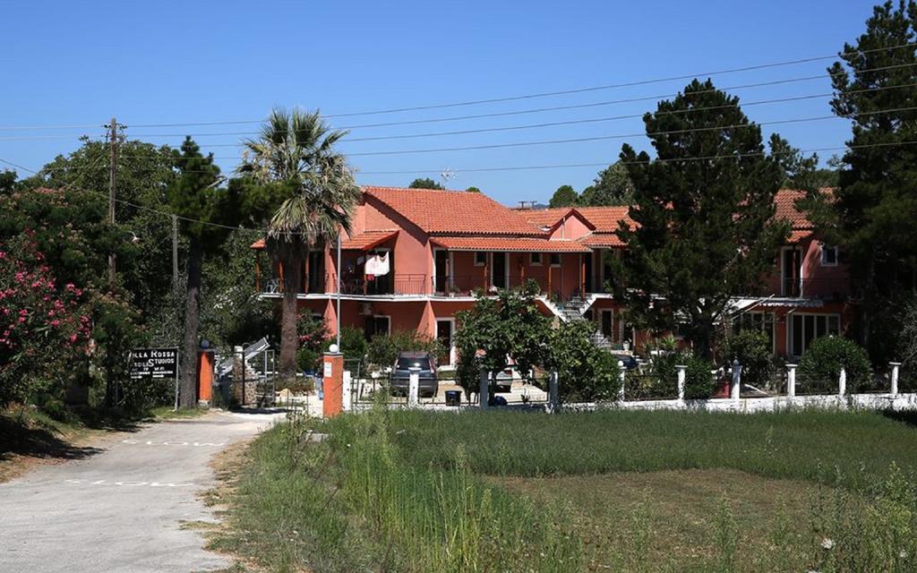 Vassilis Studio's *